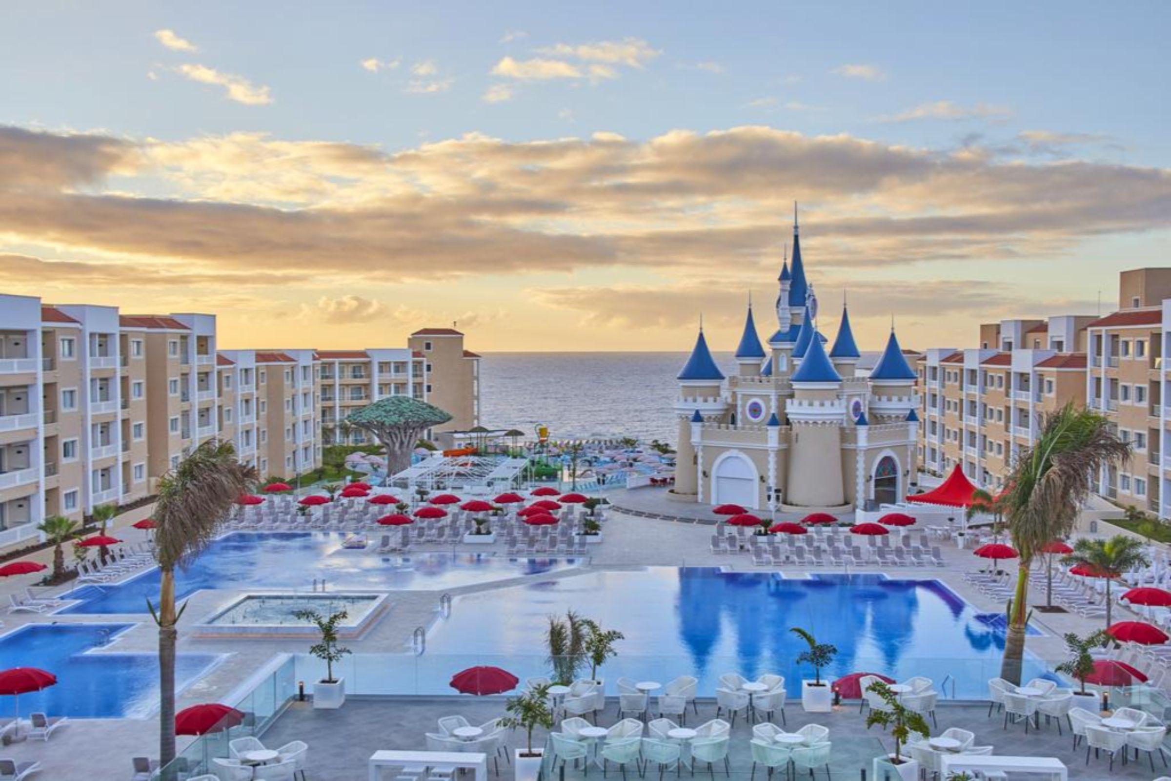 Bahia Principe Fantasia Tenerife San Miguel de Abona Exterior foto The Royal at Atlantis